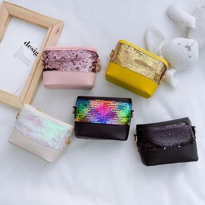 China New Arrival Clips 2021 Summer Fashion JOYIE Little Kids Clips 2021 Glitter Sequined Leather Cross PU Handbags - Body Chain Bags For Little Girls for sale