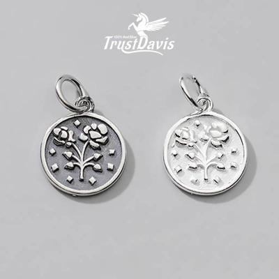 China Wholesale TrustDavis CLASSIC 925 Sterling Silver Charm Pendant Matte Flower Necklace Pendant For Women Jewelry Making G004 for sale