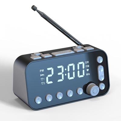 China Pocket LCD Color Screen DAB/DAB+ PORTABLE Portable Radio With Auto Sleep Bedside Wake Up for sale