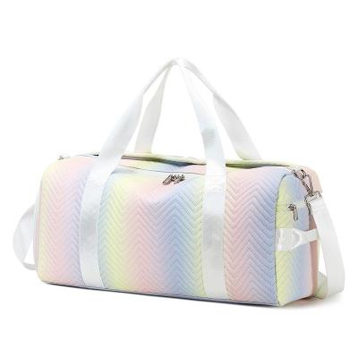 China Light Weight 2022 Luxury Trendy Color Multi-functional Foldable Gym Duffle Bag Custom Gradually Changing Color Yoga Sports Travel Duffle Bag for sale