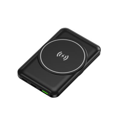 China OEM Fast Charging Support 15W Magnetic Wireless Charging Power Bank 5000mAh Small Portable Charger Cute Size for sale