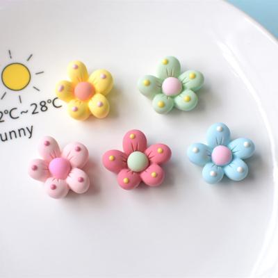 China Optional Cream Diy Five Petal Colors Resin Small Flower Europe Small Flower Cabochons Accessories Diy Mobile Phone Case Decoration for sale