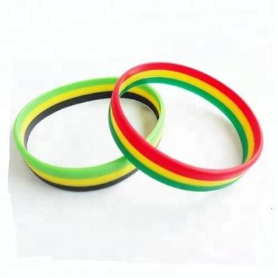 China Custom Made France Germany Italy Spain USA Country Silicone National Flag Wristband for sale