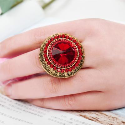 China Market high quality wholesale temperament personalized vintage luxury ladies red blue gemstone ring for sale