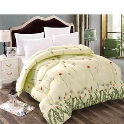 China Natural Home Comfort White Down Alternative Comforter with Shell Embossed Microfiber, Lightweight Filled, Queen for sale