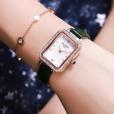 China Simple Black White Black White Wholesale Water Resistant Luxury High Quality Popular Ladies Ladies Quartz Watch for sale