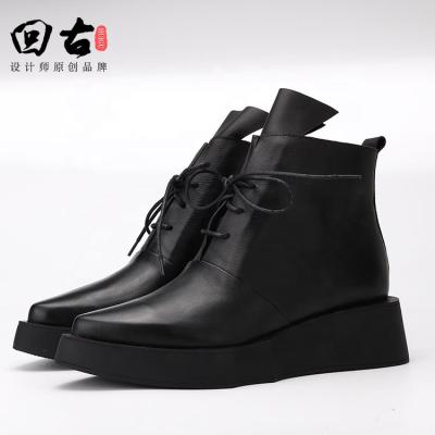 China Handmade Anti-odor fashion pure color genuine leather comfortable platform lace up casual shoes ankle boot woman lady girl autumn winter for sale