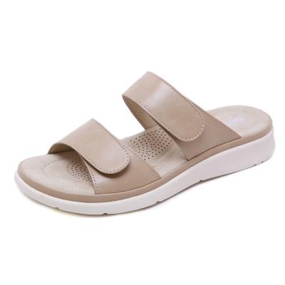 China Lady flat Summer Casual Anti-Slip Toe Platform Comfy Beach Sandals open 3 color classic deodorization women slippers new plus size for sale