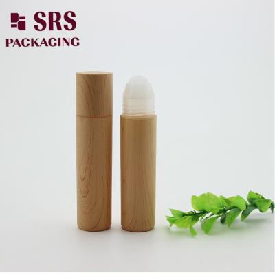 China Botella de plástico RPP-30ml con bola de plástico y tapa de plástico con rollo de madera impreso en la botella en venta