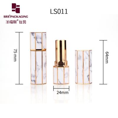 China Octágono de forma única mini patrón personalizado tubo de lápiz labial vacío en venta