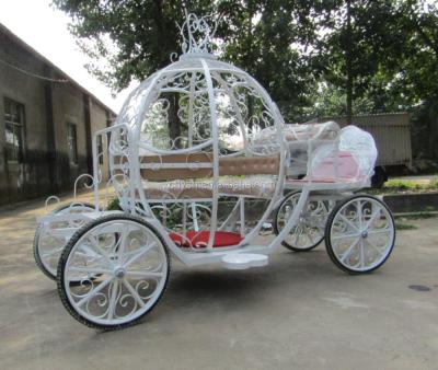 China Wedding Beautiful Cinderella Carriage To Wedding / Used Horse Cinderella Pumpkin Carriage For Sale for sale