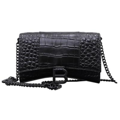 China Brand GENUINE LEATHER luxury women cross - body bags 2021 crocodile pattern designer genuine leather mini purses and handbags girls for sale