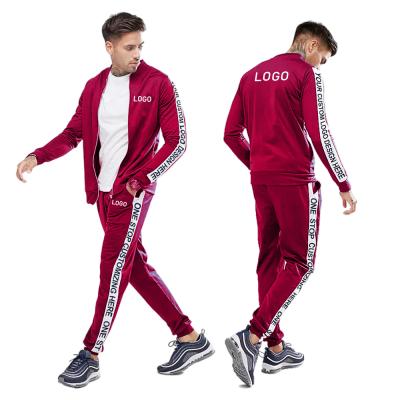 China Custom Printing Breathable Logo Slim Fitted Men Sport Gym Fitness Tracksuit Sweatsuit Jogging Set for sale