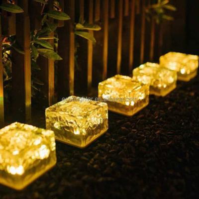 China Solar Powered Outdoor Led Solar Powered Park ROAD Garden Brick Light Solar Brick Paver Ice Light for sale