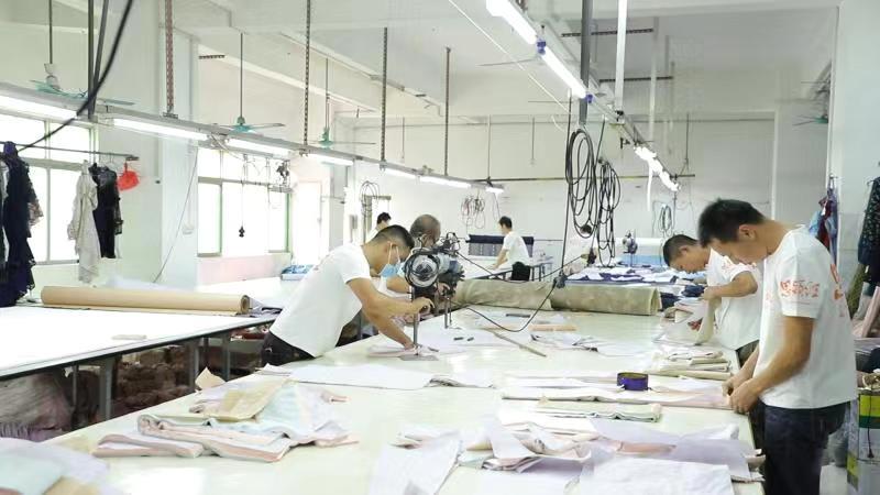 Verified China supplier - Dongguan Humen Siyinghong Garment Manufactory