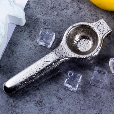 China 304 Viable High Quality Lemon Squeezer Hand Lemon Food Grade Stainless Steel Lime Squeezer Manual Orange Kitchen Juicer Tools for sale