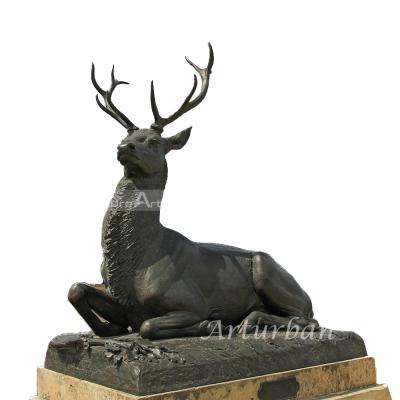 China Europe Life Size Deer Statues Outdoor Decoration Customized Design Deer Statue for sale