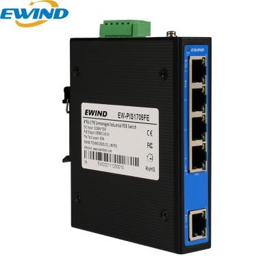 China Hot Sale Industrial IP Camera 2023 4Ports PoE Switch With PoE Port Support AF/AT Intelligent Recognition for sale