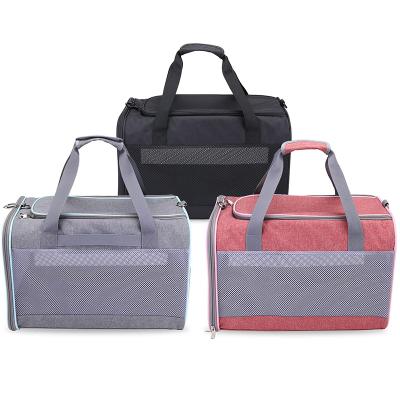 China Breathable New Comfortable Breathable Pet Carrier Sling Bag Pet Carrier Handbag for sale