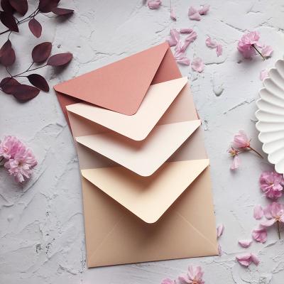 China Envelopes 2021 Latest Acrylic Wedding Invitation Card Vintage Envelope Eco-friendly Kraft Paper Envelopes for sale