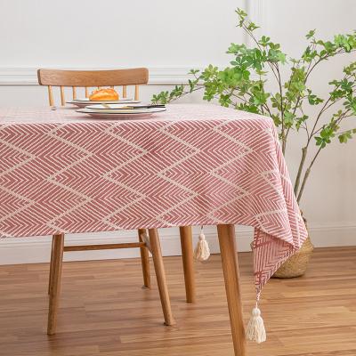 China Classic Decoration Jacquard Stripe Table Cloths Mulan Wave Table Cloths Polyester Tassel Custom Table Cloth for sale