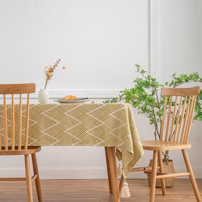 China Polyester Luxury Tablecloth Linens Stripe Decoration Classic Jacquard Table Cover With Tassel for sale