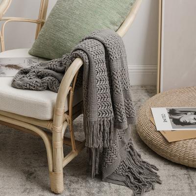 China PORTABLE Soft Striped Weave Knitted Wool Blanket Pastoral Throw Customize Knit Blanket With Tassel for sale