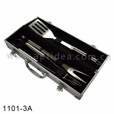 China Funny Easily Cleaned Stainless Steel Barbecue Tool Kit for sale