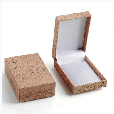 China Eco - Friendly Recycled Materials Gift Packaging Boxes Square Natural Cork Jewelry Box With Lid for sale