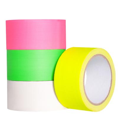 China Customized Width Heavy Duty Floor Stage 320U Fluorescent Cloth Duct Tape For Sealing for sale