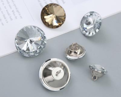 China Fashionable Crystal Round Rhinestone Diamond Acrylic Upholstery Buttons For Sofa for sale