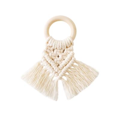 China New Viable Amazon Style Napkin Rings Cotton Rope Macrame Hand & Tassels Accessories Woven Wood Napkin Ring for sale