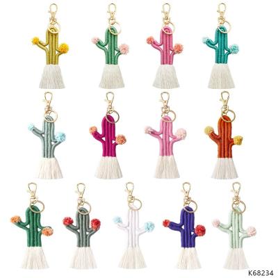 China Trendy Hand woven cactus key chain pendant plant flower tassel accessories gift decoration macrame key chain for sale