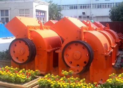 China Powder Hammer Mill Crusher , Hammer Mill Rock Crusher Electric Motor Drive for sale