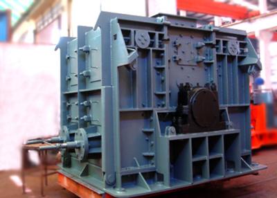 China Grey Hammer Crusher Machine 90 Kw 70 mm Feeding For Serpentine Crushing for sale