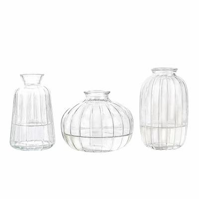 China Eco-friendy New Pink Striped Glass Vase For Hydroponic Wedding Decorations Decorations for sale