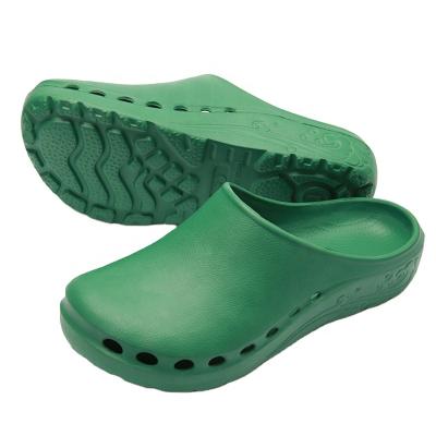 China EVA Anti-Slip Women Men Shoes Hospital Work Shoes Medical Surgical Slippers Chef Safety Shoes for sale