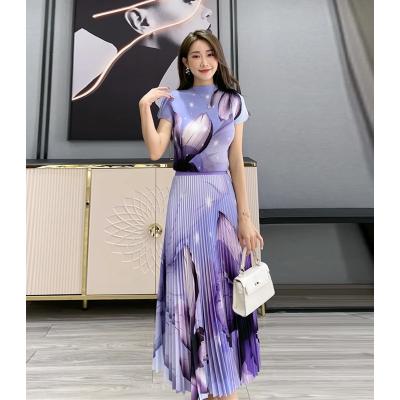 China QUICK DRY high quality women fashion print long skirt and short sleeve pleated shirt print pleated 2 piece sets for sale