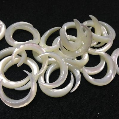 China White DIY Jewelry Maker 20MM Butterfly Shell Sea Shell Moon Crescent DIY Earring Bracelet Necklace Jewelry Accessories for sale