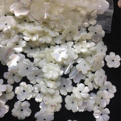 China DIY Jewelry Factory Direct Selling Sea Shell Butterfly Flower Pink Shell White Sea Shell DIY Accessories Natural Accessories Necklace Earrings for sale