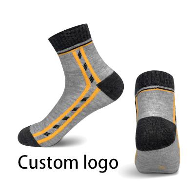 China Wholesale 100% Cotton QUICK DRY Improved Professional Soccer Socks Men's Box Crew Compression Socks for sale