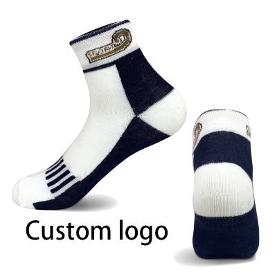 China OEM QUICK DRY Bamboo Design 100% Cotton Athletic Crew Sports Knocks White Black Gray Elite Mens Basketball Socks For Man Custom Logo Sock for sale