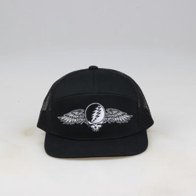 China Custom COMMON Mesh Snapback Cap With Embroidery Logo Fashion 7 Panel Cap Hat for sale