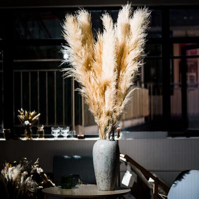 China Green Environmental Protection Christmas Banquet Table Decorations Natural Dry Pampas Grass For Party Wedding Home Decor for sale