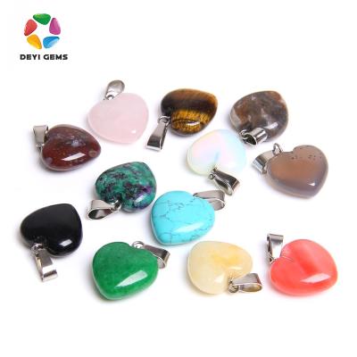 China Best Selling Popular Heart Shape Natural Crystal Stone Pendant Valentine's Day Gift Supplier Crystal Stone Crafts Pendant For Lover for sale