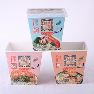 China Double Wall 880ml Disposable China Factory Custom Design Plastic Instant Noodles Container With Lid for sale