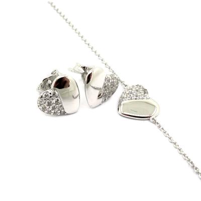 China Latest OEM Zircon 925 Rhodium Fast Delivery Silver Multi Size Modern Heart CZ Set Women for sale