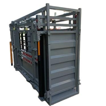 China Deluxe Hard Built Deluxe Cattle Clamp Chute for sale