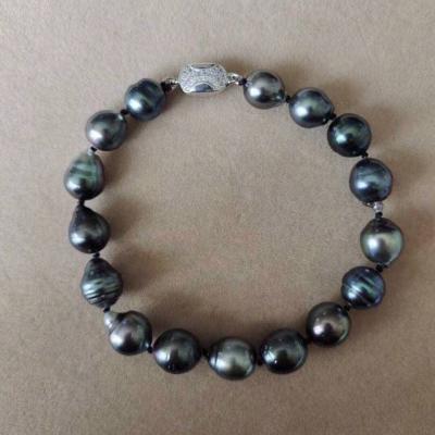 China Vintage 8-9 mm tahitian nature pearl bracelet, 925 silver clasp, one grade nature black color tahitian seasalt water pearl, 18-21 cm for sale