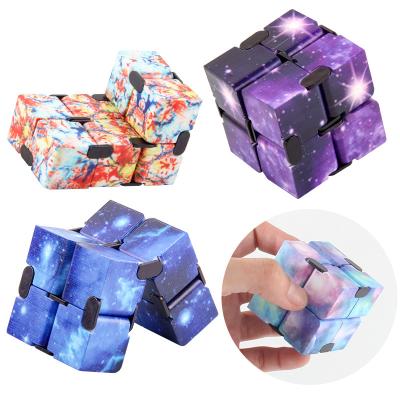 China Infinity Cube Timi Christmas Wiggly Person Toy and Finger Halloween Infinity Cubes To Relieve Stress for sale